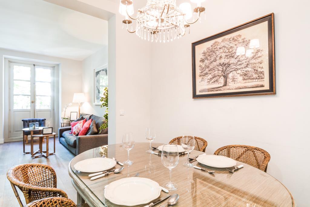 Pyr Select Plaza Santa Ana Apartment มาดริด ภายนอก รูปภาพ