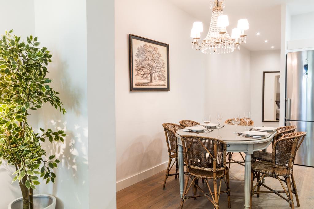 Pyr Select Plaza Santa Ana Apartment มาดริด ภายนอก รูปภาพ