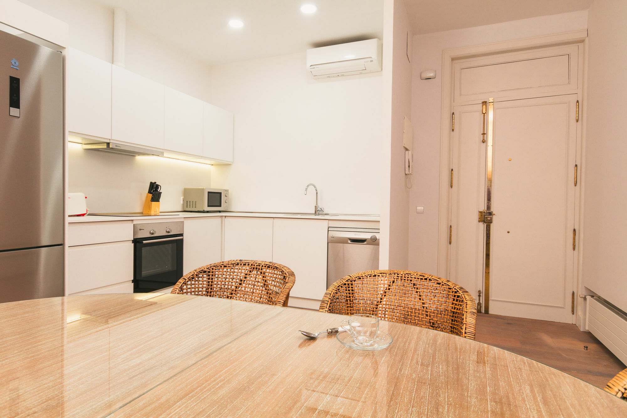 Pyr Select Plaza Santa Ana Apartment มาดริด ภายนอก รูปภาพ